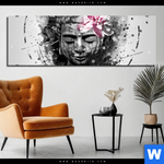 Bild Edelstahloptik Statue Mit Blume Grunge Stil Panorama Produktvorschau mit dem Bild Statue mit Blume - Grunge-Stil im Format Panorama.