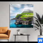 Bild Edelstahloptik Steilkueste Am Meer Quadrat Produktvorschau mit dem Bild Steilküste am Meer im Format Quadrat.