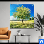 Bild Edelstahloptik Wiese Mit Bluehendem Baum Quadrat Produktvorschau mit dem Bild Wiese mit blühendem Baum im Format Quadrat.