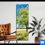 Bild Edelstahloptik Wiese Mit Bluehendem Baum Schmal Produktvorschau mit dem Bild Wiese mit blühendem Baum im Format Schmal.