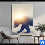 Leinwandbild Baer Wald No2 Hochformat Produktvorschau mit dem Bild Bär & Wald No.2 im Format Hochformat.