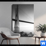 Leinwandbild Bruecke Am Weiten Meer Hochformat Produktvorschau mit dem Bild Brücke am weiten Meer im Format Hochformat.