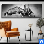 Leinwandbild Das Duell Panorama Produktvorschau mit dem Bild Das Duell im Format Panorama.