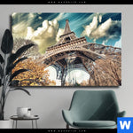 Leinwandbild Eifelturm In Paris Querformat Produktvorschau mit dem Bild Eifelturm in Paris im Format Querformat.
