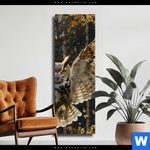 Leinwandbild Eule Inmitten Goldener Blaetter Schmal Produktvorschau mit dem Bild Eule inmitten goldener Blätter im Format Schmal.