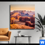 Leinwandbild Felsen Bei Sonnenuntergang Quadrat Produktvorschau mit dem Bild Felsen bei Sonnenuntergang im Format Quadrat.