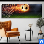 Leinwandbild Feuriger Fussball Panorama Produktvorschau mit dem Bild Feuriger Fussball im Format Panorama.