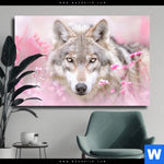 Leinwandbild Friedlicher Wolf Querformat Produktvorschau mit dem Bild Friedlicher Wolf im Format Querformat.