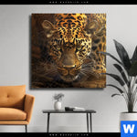 Leinwandbild Geheimnisvoller Leopard Quadrat Produktvorschau mit dem Bild Geheimnisvoller Leopard im Format Quadrat.