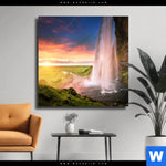 Leinwandbild Islaendischer Wasserfall Quadrat Produktvorschau mit dem Bild Isländischer Wasserfall im Format Quadrat.