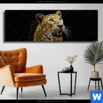 Leinwandbild Leopard In Der Dunkelheit Panorama Produktvorschau mit dem Bild Leopard in der Dunkelheit im Format Panorama.