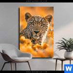 Leinwandbild Leopardentraum In Orange Hochformat Produktvorschau mit dem Bild Leopardentraum in Orange im Format Hochformat.