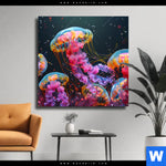 Leinwandbild Leuchtende Quallen Unter Wasser Quadrat Produktvorschau mit dem Bild Leuchtende Quallen unter Wasser im Format Quadrat.