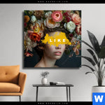 Leinwandbild Like Florales Portraet Quadrat Produktvorschau mit dem Bild LIKE - Florales Porträt im Format Quadrat.