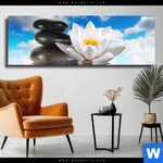 Leinwandbild Lilie Zensteine Panorama Produktvorschau mit dem Bild Lilie & Zensteine im Format Panorama.