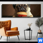 Leinwandbild Mops Mit Cheeseburger Panorama Produktvorschau mit dem Bild Mops mit Cheeseburger im Format Panorama.