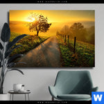 Leinwandbild Morgenspaziergang Querformat Produktvorschau mit dem Bild Morgenspaziergang im Format Querformat.