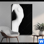 Leinwandbild Nacktheit In Schwarzweiss Hochformat Produktvorschau mit dem Bild Nacktheit in Schwarzweiß im Format Hochformat.