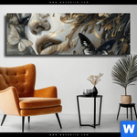 Leinwandbild Paola Portraet Mit Schmetterlingen Panorama Produktvorschau mit dem Bild Paola - Porträt mit Schmetterlingen im Format Panorama.