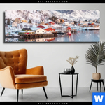 Leinwandbild Skandinavisches Dorf Im Schnee Panorama Produktvorschau mit dem Bild Skandinavisches Dorf im Schnee im Format Panorama.