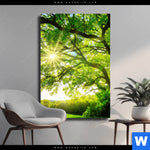 Leinwandbild Sonnendurchfluteter Baum Hochformat Produktvorschau mit dem Bild Sonnendurchfluteter Baum im Format Hochformat.