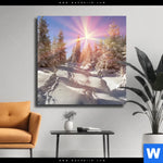Leinwandbild Verschneiter Wald Quadrat Produktvorschau mit dem Bild Verschneiter Wald im Format Quadrat.