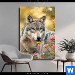 Leinwandbild Wolfsblick Im Fruehling Hochformat Produktvorschau mit dem Bild Wolfsblick im Frühling im Format Hochformat.