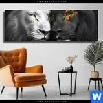 Leinwandbild Zwei Loewen Schwarz Weiss Panorama Produktvorschau mit dem Bild Zwei Löwen Schwarz & Weiß im Format Panorama.