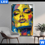 Leuchtbild Abstraktes Frauenportraet Gloria Hochformat Produktvorschau mit dem Bild Abstraktes Frauenporträt Gloria im Format Hochformat.