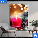 Leuchtbild Adventskerze Mit Weihnachtsschmuck Hochformat Produktvorschau mit dem Bild Adventskerze mit Weihnachtsschmuck im Format Hochformat.