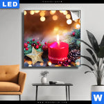 Leuchtbild Adventskerze Mit Weihnachtsschmuck Quadrat Produktvorschau mit dem Bild Adventskerze mit Weihnachtsschmuck im Format Quadrat.