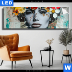 Leuchtbild Angelina Frau Mit Blumen Im Haar Panorama Produktvorschau mit dem Bild Angelina - Frau mit Blumen im Haar im Format Panorama.