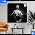 Leuchtbild Dame Mit Zigarre Quadrat Produktvorschau mit dem Bild Dame mit Zigarre im Format Quadrat.