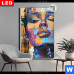 Leuchtbild Dia Abstraktes Frauenportraet Dilara Hochformat Produktvorschau mit dem Bild Abstraktes Frauenporträt Dilara im Format Hochformat.