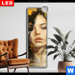 Leuchtbild Dia Estelle Dynamische Portraetkunst Schmal Produktvorschau mit dem Bild Estelle - Dynamische Porträtkunst im Format Schmal.