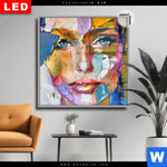 Leuchtbild Dia Farbexplosion Portraet Nova Quadrat Produktvorschau mit dem Bild Farbexplosion - Porträt Nova im Format Quadrat.