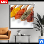 Leuchtbild Dia Farbige Gewuerze Auf Holzloeffel Quadrat Produktvorschau mit dem Bild Farbige Gewürze auf Holzlöffel im Format Quadrat.