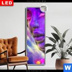 Leuchtbild Dia Frau Im Neonlicht Schmal Produktvorschau mit dem Bild Frau im Neonlicht im Format Schmal.