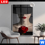 Leuchtbild Dia Frau Mit Hut Rose Hochformat Produktvorschau mit dem Bild Frau mit Hut & Rose im Format Hochformat.