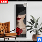 Leuchtbild Dia Frau Mit Hut Rose Schmal Produktvorschau mit dem Bild Frau mit Hut & Rose im Format Schmal.