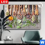 Leuchtbild Dia Gewuerze Auf Holzloeffeln Querformat Produktvorschau mit dem Bild Gewürze auf Holzlöffeln im Format Querformat.