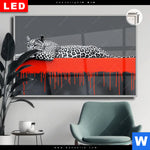 Leuchtbild Dia Leopard Eleganz Trifft Abstraktion Querformat Produktvorschau mit dem Bild Leopard - Eleganz trifft Abstraktion im Format Querformat.