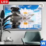 Leuchtbild Dia Lilie Zensteine Querformat Produktvorschau mit dem Bild Lilie & Zensteine im Format Querformat.