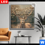 Leuchtbild Dia Magischer Hirsch Im Waldrand Quadrat Produktvorschau mit dem Bild Magischer Hirsch im Waldrand im Format Quadrat.