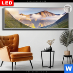 Leuchtbild Dia Nebel Und Regenbogen Zwischen Den Bergen Panorama Produktvorschau mit dem Bild Nebel und Regenbogen zwischen den Bergen im Format Panorama.