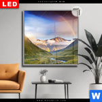 Leuchtbild Dia Nebel Und Regenbogen Zwischen Den Bergen Quadrat Produktvorschau mit dem Bild Nebel und Regenbogen zwischen den Bergen im Format Quadrat.