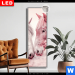 Leuchtbild Dia Pferde Harmonie In Pastell Schmal Produktvorschau mit dem Bild Pferde - Harmonie in Pastell im Format Schmal.