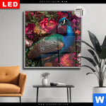 Leuchtbild Dia Prachtvoller Pfau Und Blueten Quadrat Produktvorschau mit dem Bild Prachtvoller Pfau und Blüten im Format Quadrat.