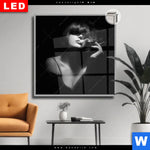 Leuchtbild Dia Rauchende Lady Quadrat Produktvorschau mit dem Bild Rauchende Lady im Format Quadrat.