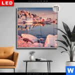 Leuchtbild Dia Skandinavische Stadt Bei Nacht Quadrat Produktvorschau mit dem Bild Skandinavische Stadt bei Nacht im Format Quadrat.